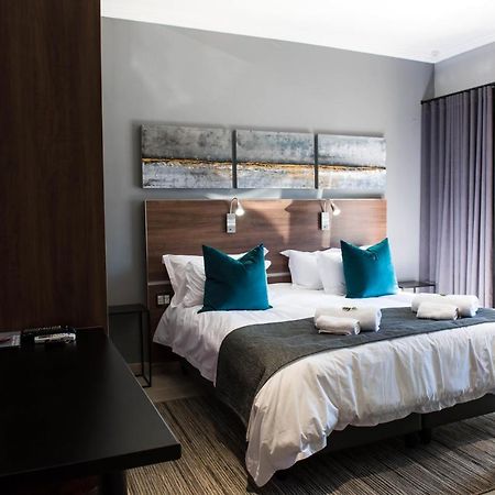 @Greys Guesthouse บลูมฟอนเทน ภายนอก รูปภาพ