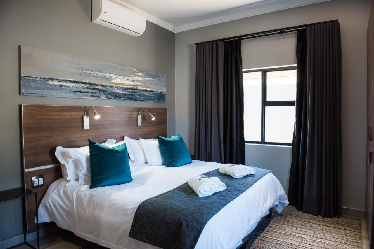 @Greys Guesthouse บลูมฟอนเทน ภายนอก รูปภาพ