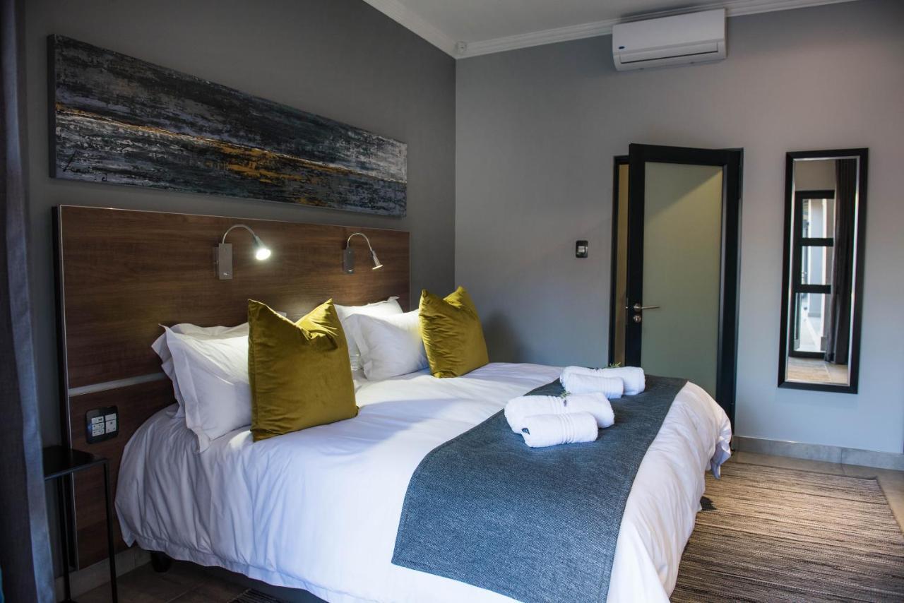 @Greys Guesthouse บลูมฟอนเทน ภายนอก รูปภาพ