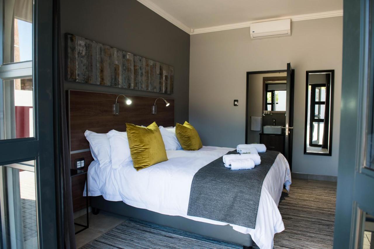 @Greys Guesthouse บลูมฟอนเทน ภายนอก รูปภาพ